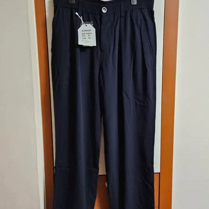 [SOLD OUT] [새상품,42] 26SS 오베르쥬 루벤 팝니다.