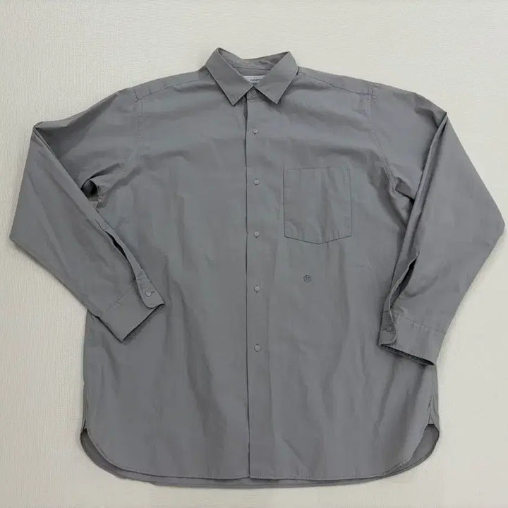 [SOLD OUT] [M] 나나미카 레귤러 카라 윈드셔츠 그레이