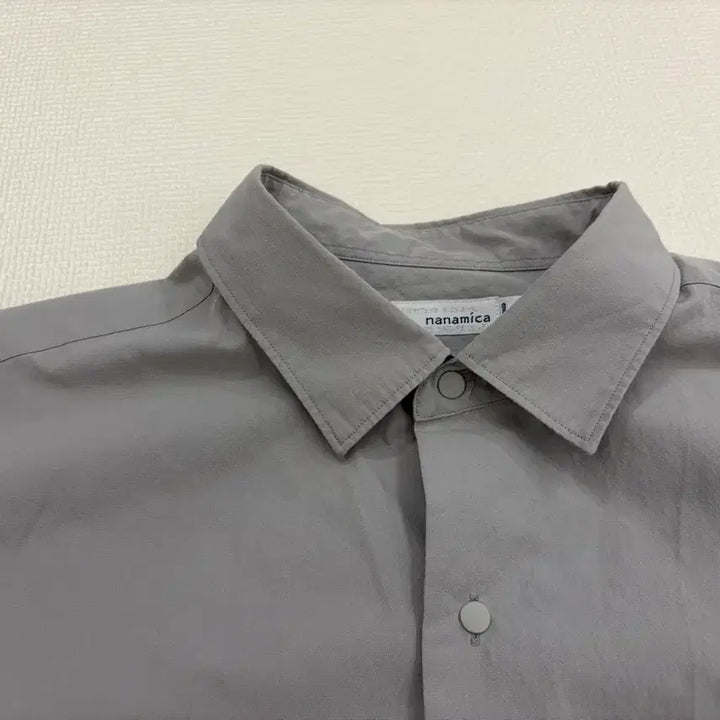 [SOLD OUT] [M] 나나미카 레귤러 카라 윈드셔츠 그레이