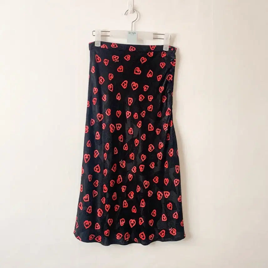 [SOLD OUT] [FR36] 루즈 후즈 Rouje 하트 패턴 롱 스커트