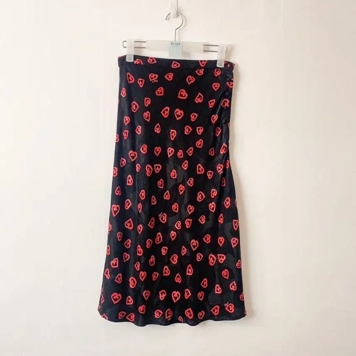 [SOLD OUT] [FR36] 루즈 후즈 Rouje 하트 패턴 롱 스커트