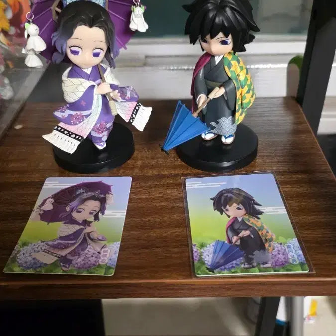 [BUNJANG] Demon Slayer Shinobu, Giyu Umbrella Concept Figures Bundle / (정품)장마 시노부, 장마 기유  일괄  귀멸의 칼날 피규어팝니다