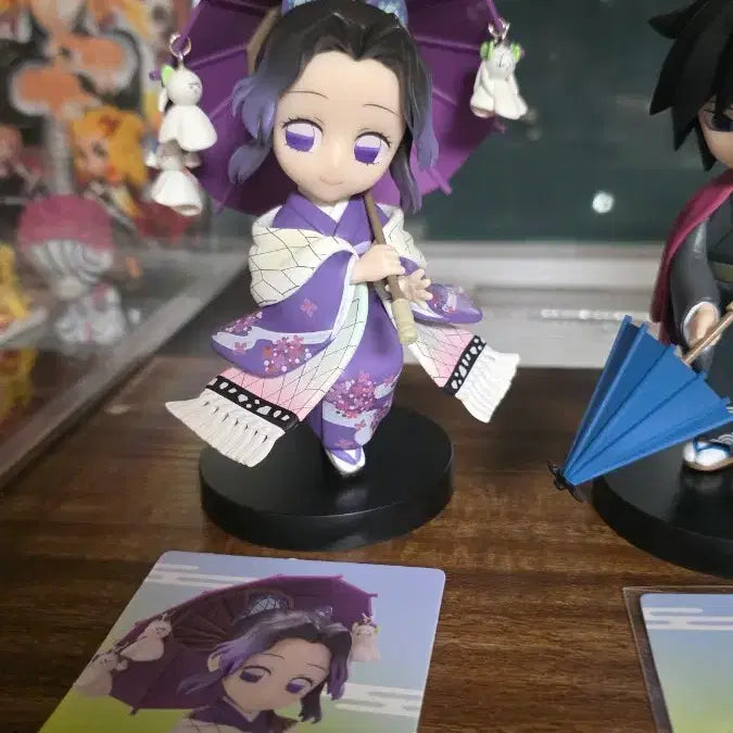 [BUNJANG] Demon Slayer Shinobu, Giyu Umbrella Concept Figures Bundle / (정품)장마 시노부, 장마 기유  일괄  귀멸의 칼날 피규어팝니다