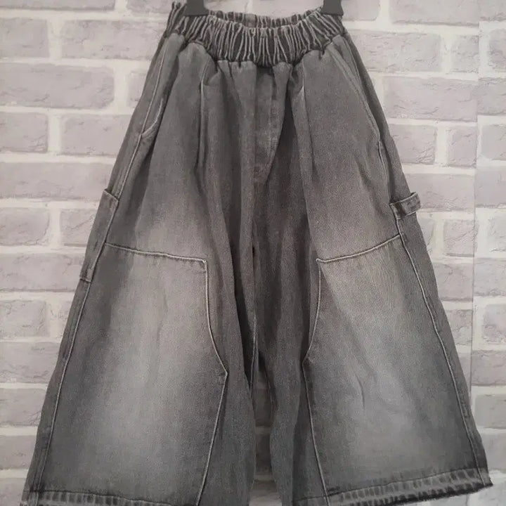 [BUNJANG] Atcorner Grey Bermuda Cropped Jeans / 앳코너 그레이 버뮤다 칠부청바지/알뜰한여우