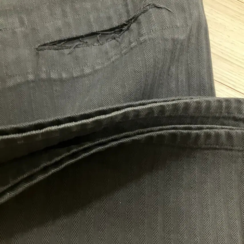 [BUNJANG] Polytelu 1011 Cross Patched Pants Black / 폴리테루 1011 크로스 패치드 팬츠 스트라이프 블랙(3)