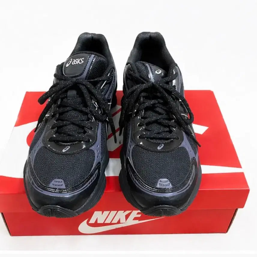 [BUNJANG] Asics Gel Kinetic Fluent Black Sneakers / 아식스 젤 키네틱 플루언트 블랙
