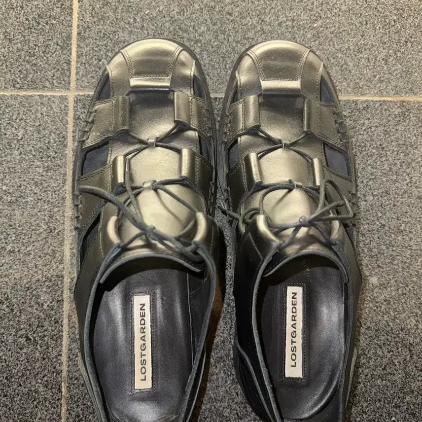 [BUNJANG] Lost Garden Athena Black Sandals / 로스트가든 아테나 블랙 샌들 280