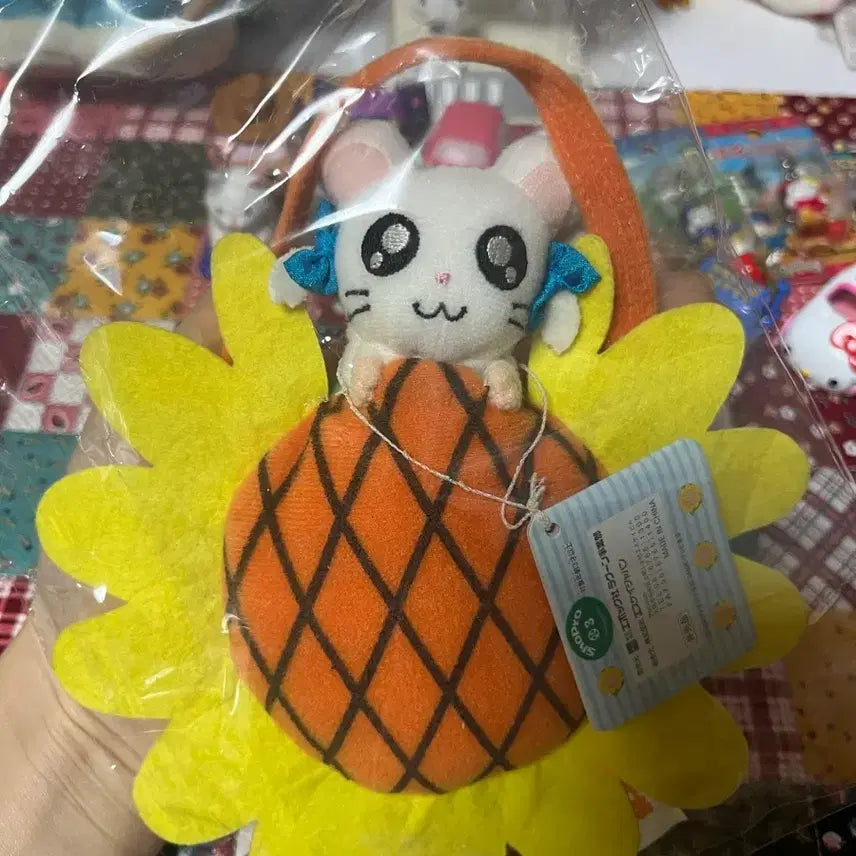 [BUNJANG] Hamutori Ribbon Sunflower Wall Pouch Plush / 햄토리 리본 해바라기 벽걸이 파우치인형