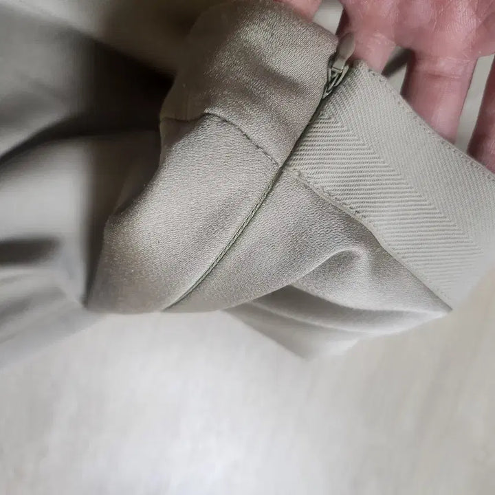 [SOLD OUT] lien브랜드 새틴 롱스커트