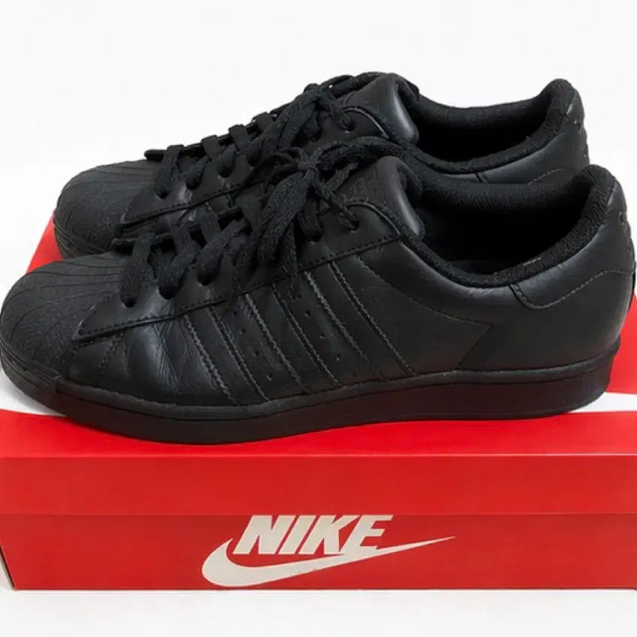 [BUNJANG] Adidas Superstar Triple Black Sneakers / 아디다스 슈퍼스타 트리플 블랙