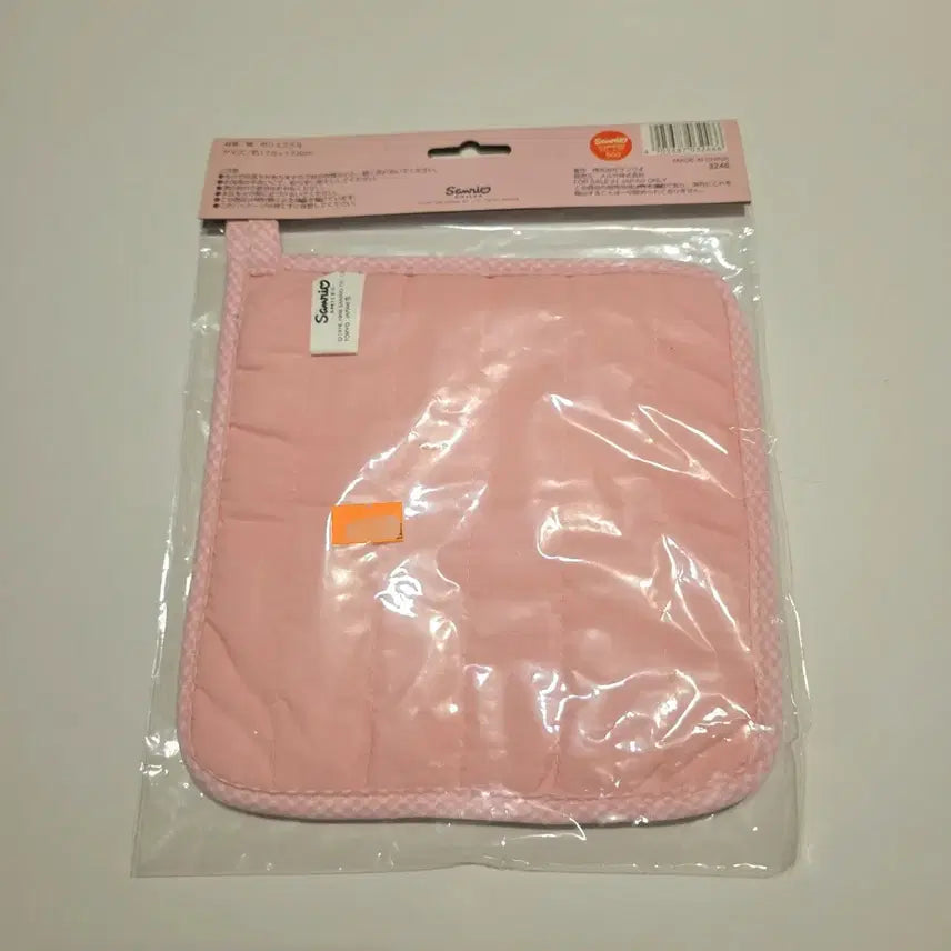 [BUNJANG] Hello Kitty Kahana Classic Pot Holder / 헬로키티 카오하나 냄비받침 고전키티