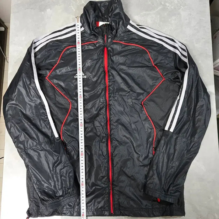 [BUNJANG] Adidas Climaproof Windbreaker Jacket / 아디다스 블랙 바람막이 자켓