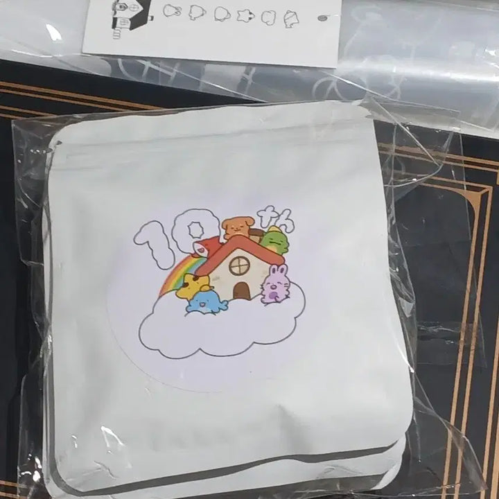 [BUNJANG] Pixelly 10th Anniversary Badge Bundle Set / 픽셀리 미개봉 10주년 캔뱃지 일괄
