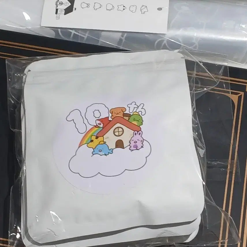 [BUNJANG] Pixelly 10th Anniversary Badge Bundle Set / 픽셀리 미개봉 10주년 캔뱃지 일괄