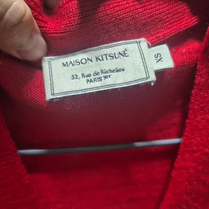 [BUNJANG] Maison Kitsuné Tricolor Fox Patch Cardigan Red XS / 메종키츠네 트라이 폭스 패치 레드 가디건 xs 정품