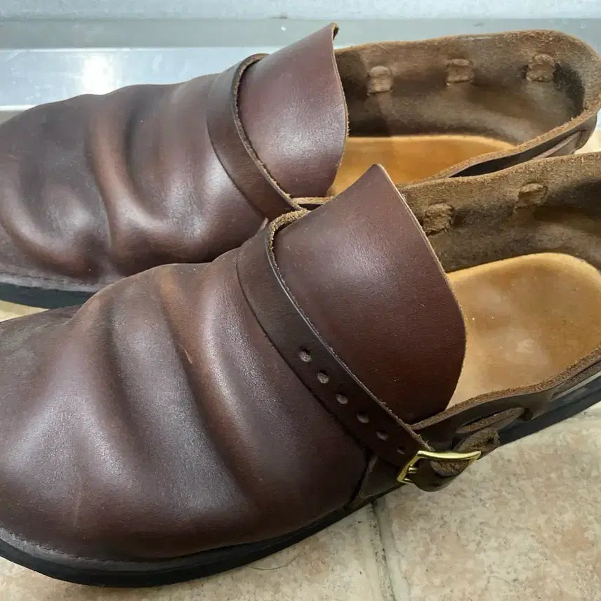 [SOLD OUT] 오로라 슈즈 8.5D 270