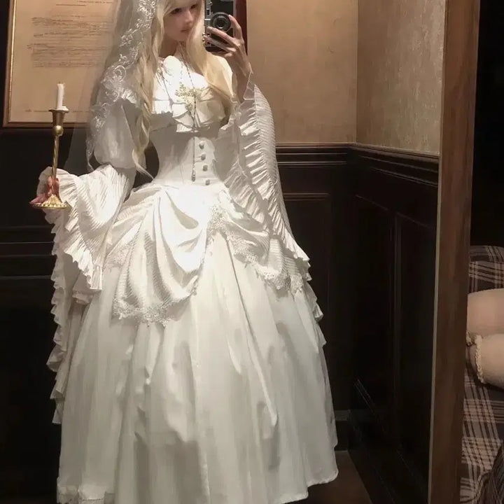 [BUNJANG] Gothic Lolita Collar Shirt and Skirt Set / 고딕 로리타 칼라장식+셔츠+스커트 세트(2컬러)