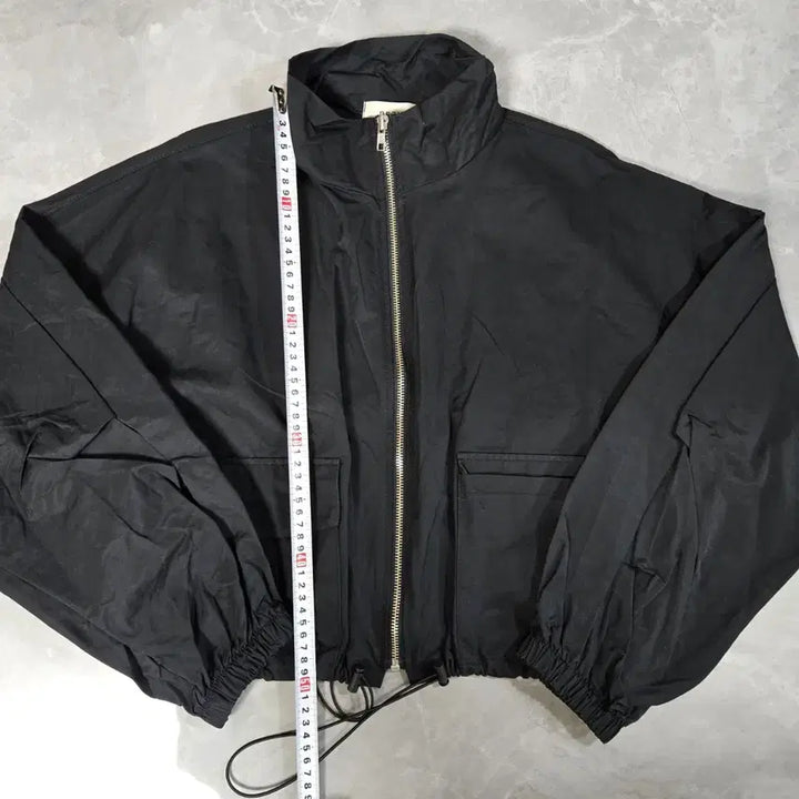[BUNJANG] Black Cropped Zip-Up Jacket / 검정색 집업 숏 자켓