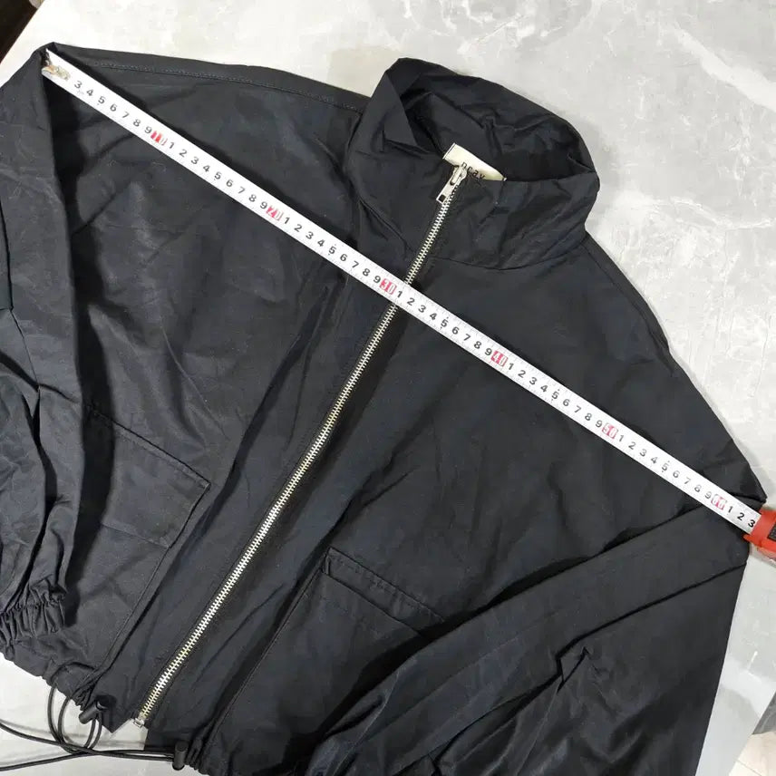 [BUNJANG] Black Cropped Zip-Up Jacket / 검정색 집업 숏 자켓