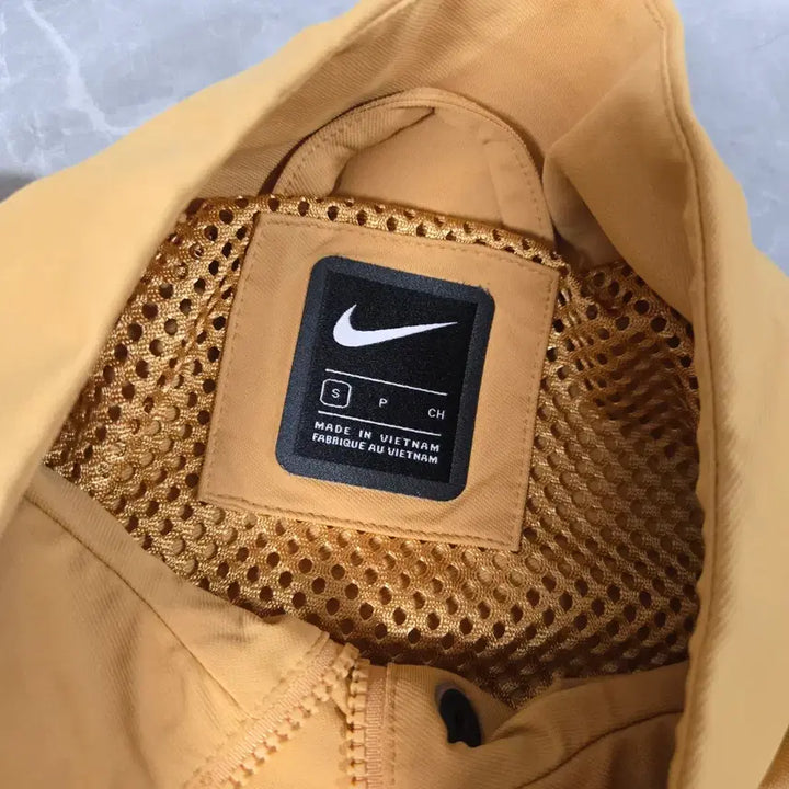 [BUNJANG] Nike Yellow Field Jacket Women&