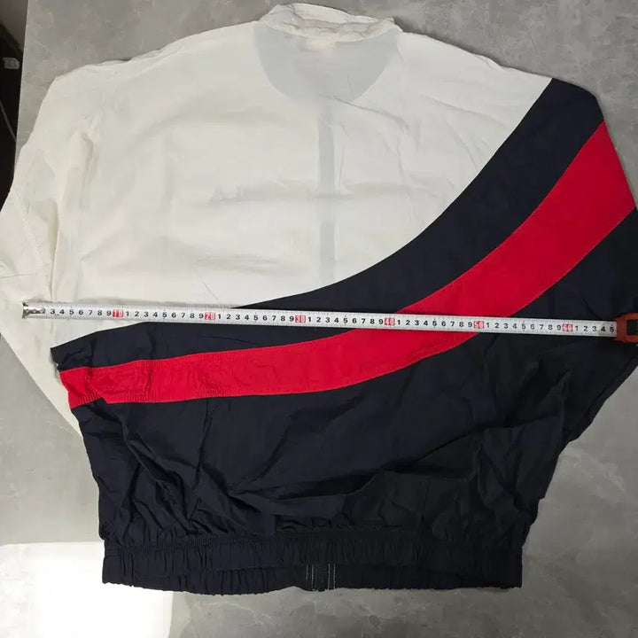 [BUNJANG] Fila Color Block Windbreaker Jacket / 휠라 FILA 바람막이 자켓 화이트/네이비/레드