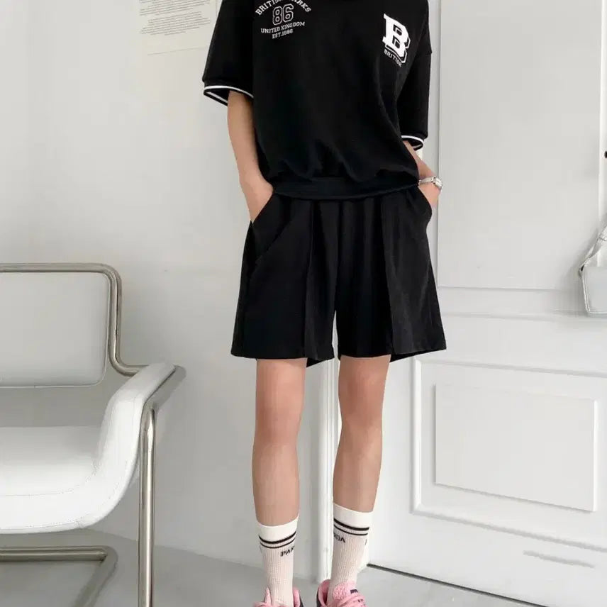 [BUNJANG] Black Short Sleeve Collar T-Shirt and Shorts Set / 블랙 반팔 카라티 반바지 세트