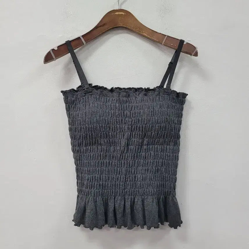 [BUNJANG] Smocked Shirring Tube Top - Charcoal / 스모크 셔링 튜브탑 차콜