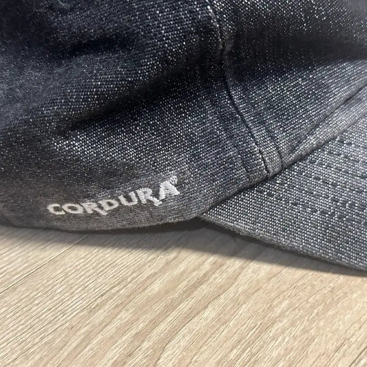 [BUNJANG] Supreme Cordura Denim S Logo 6-Panel Black Cap / 슈프림 코듀라 데님 S 로고 6-패널 블랙