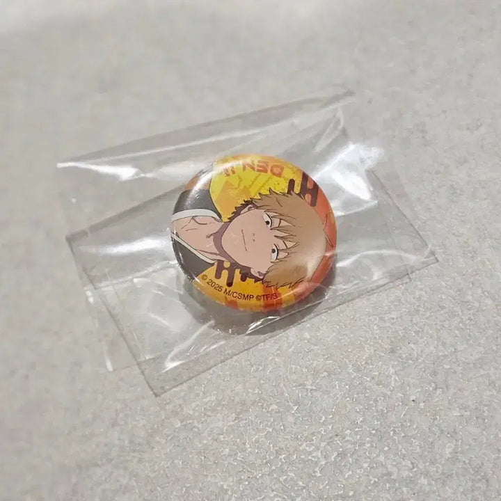 [SOLD OUT] 체인소맨 레제편 오마츠리 덴지 캔뱃지 미사용 판매합니다.