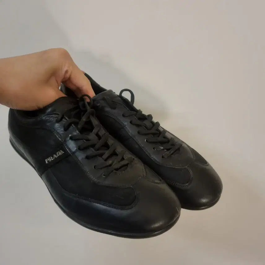 [BUNJANG] Prada Sneakers UK8 / 프라다 스니커즈 uk8