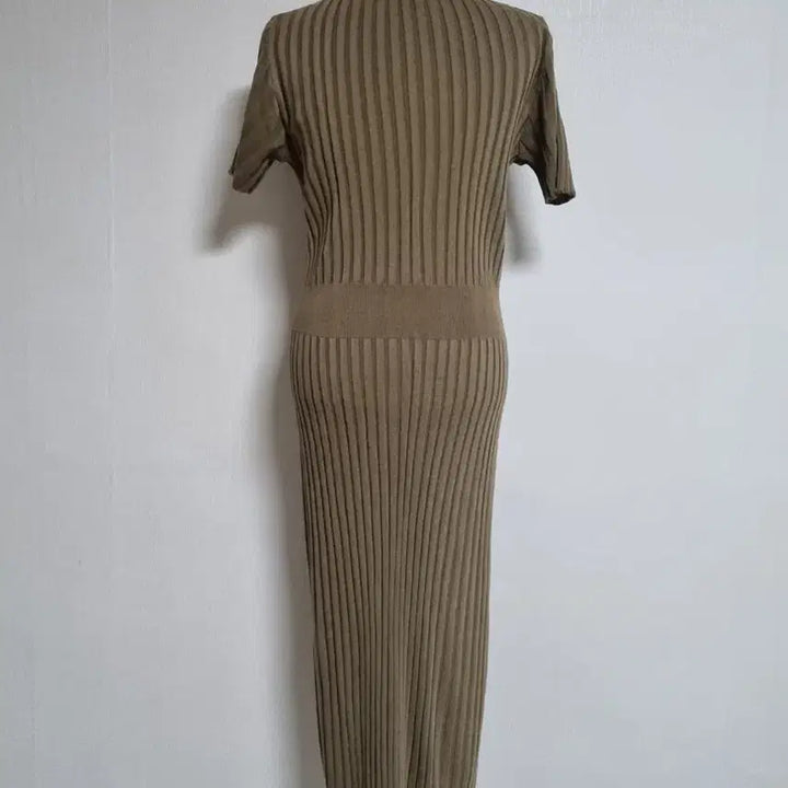 [BUNJANG] Knit Half-Sleeve Long Dress Khaki / 골지 니트 반팔 롱 원피스 카키