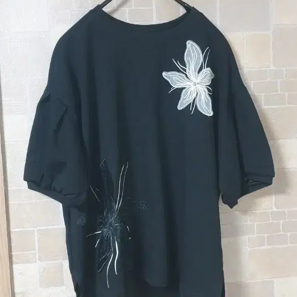 [SOLD OUT] 여성 플라워자수티(새옷)