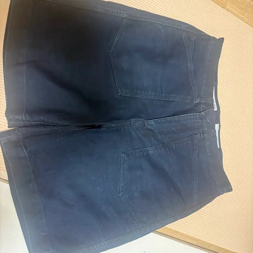 [BUNJANG] Churchill Romper A Decade Shorts Indigo Navy L / 처칠롬퍼 어데케이드 몰스킨 쇼츠 인디고 네이비 L