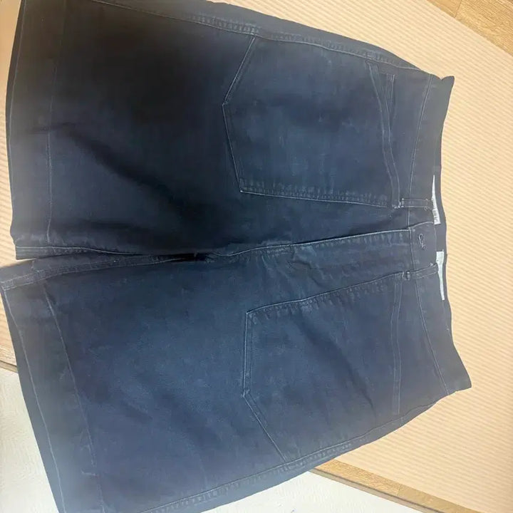 [BUNJANG] Churchill Romper A Decade Shorts Indigo Navy L / 처칠롬퍼 어데케이드 몰스킨 쇼츠 인디고 네이비 L