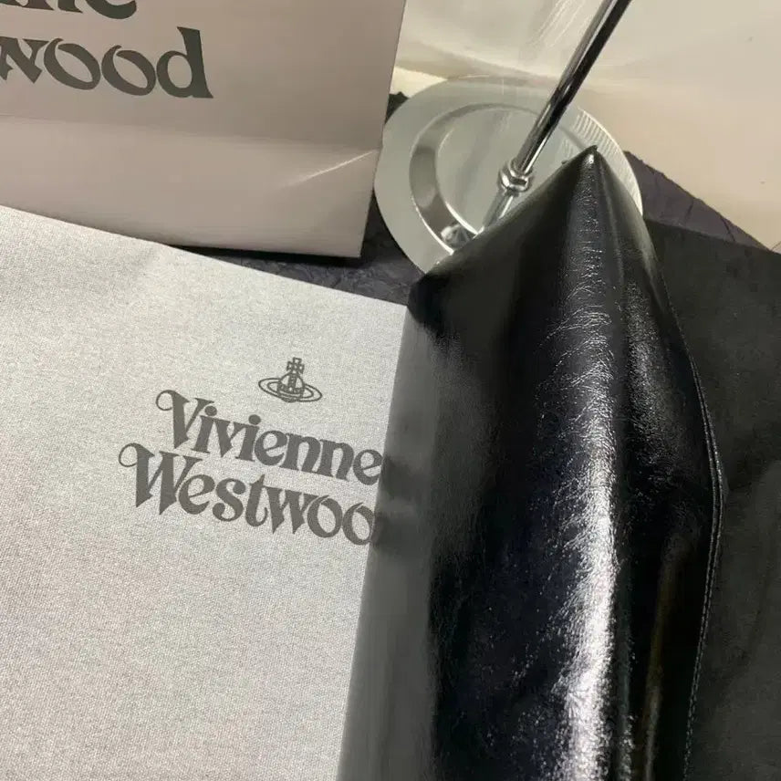 [BUNJANG] Vivienne Westwood Black Tote Hobo Bag / 비비안웨스트우드 블랙 토트 호보백