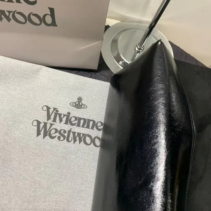 [BUNJANG] Vivienne Westwood Black Tote Hobo Bag / 비비안웨스트우드 블랙 토트 호보백
