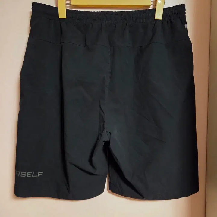 [SOLD OUT] 블랙 반바지 (BE PROUD OF)