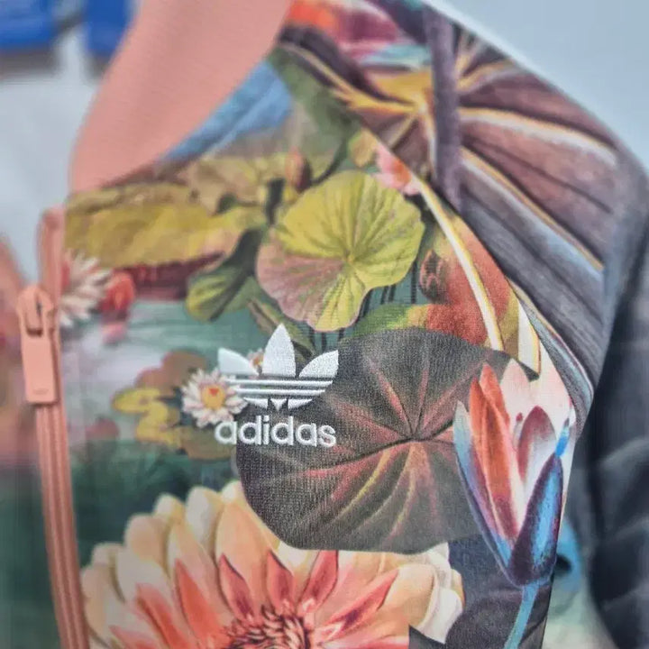 [BUNJANG] Adidas Flower Printed Track Top / 아디다스 플라워 프린팅 트랙탑