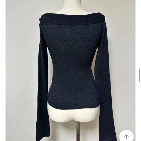 [BUNJANG] Charcoal Slim Fit Deep V-Neck Knit / (새상품/택O) 차콜 타이 슬림핏 브이넥 니트