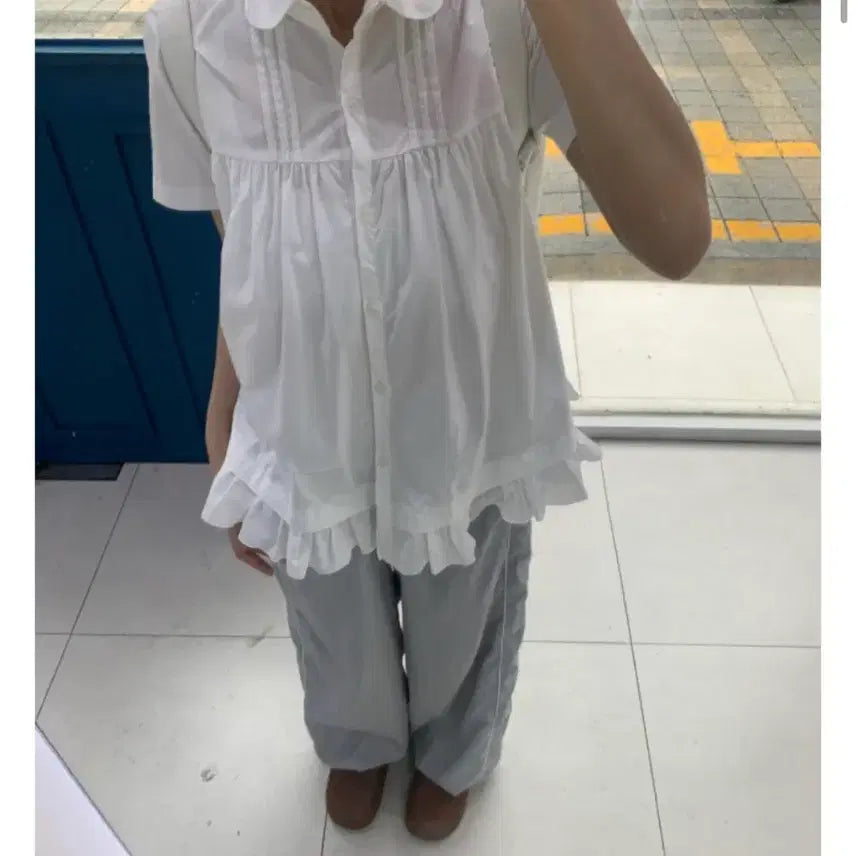 [BUNJANG] How Are You Frill Short-Sleeve Blouse / 하우유 프릴 반팔 블라우스