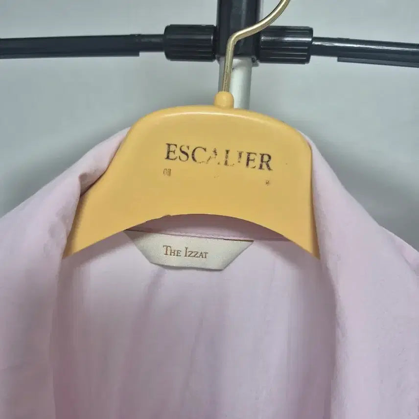 [SOLD OUT] 더 아이잗 블라우스
