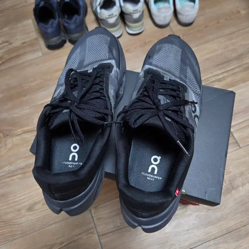 [BUNJANG] On Running Cloudsurfer Next Black Eclipse Sneakers / 260 온러닝 클라우드 서퍼 넥스트 블랙 이클립스