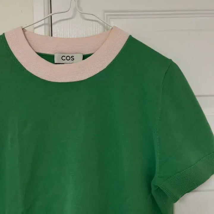 [SOLD OUT] COS 그린 반팔니트 M