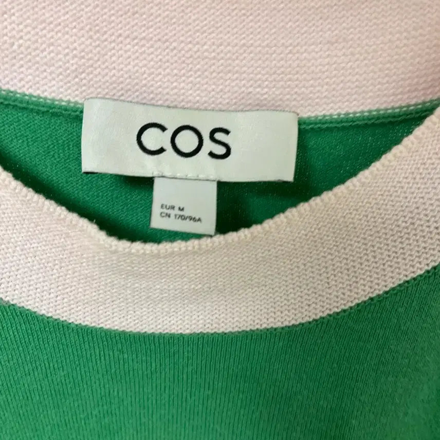 [SOLD OUT] COS 그린 반팔니트 M