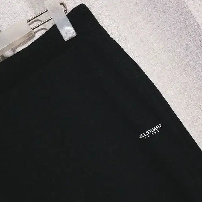 [BUNJANG] JILLSTUART SPORT Black Midi Skirt (M) / 질스튜어트 스포츠 블랙 미디스커트 (75/M)