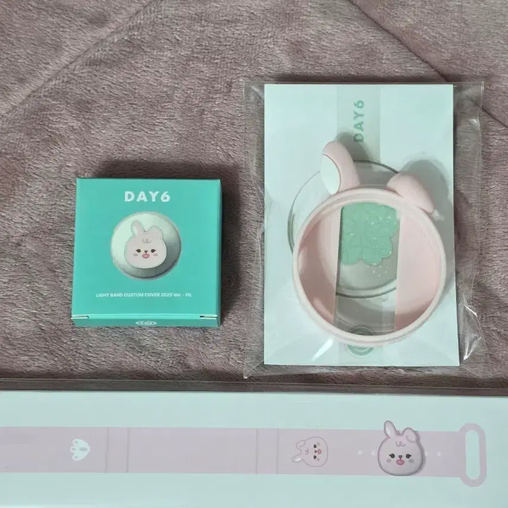 [SOLD OUT] 데이식스 마데워치 쁘멀 필 커스텀 미개봉 풀셋