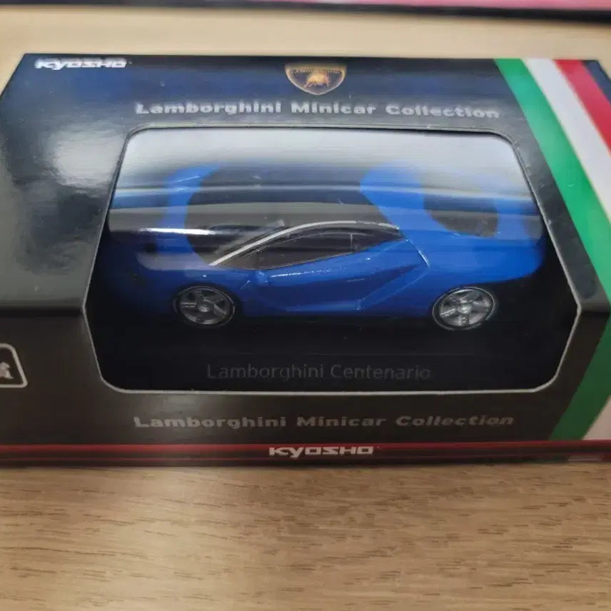 [BUNJANG] Kyosho 1:64 Lamborghini Centenario Blue Diecast / 1:64 교쇼 람보르기니 센테나리오 블루