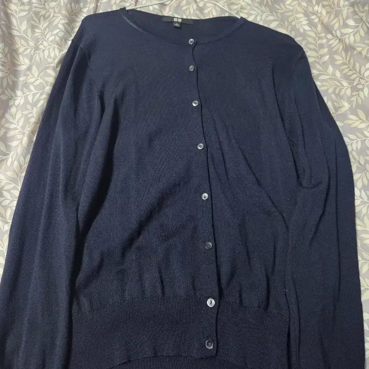 [BUNJANG] Uniqlo Navy Cardigan / 유니클로 네이비 가디건