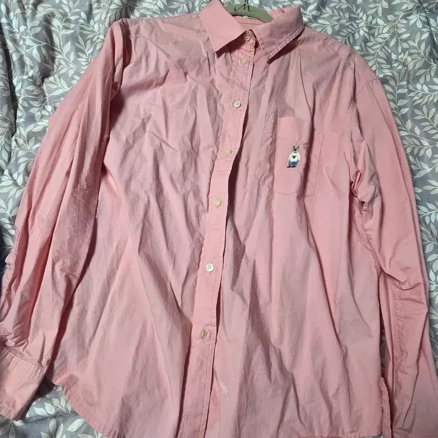 [BUNJANG] Who.A.U Pink Bear Embroidered Shirt / 후아유 셔츠