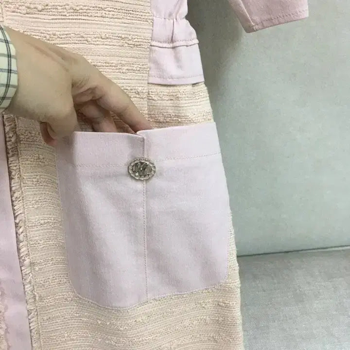 [BUNJANG] 한섬 마인 정품  이태리원단 트위드 핑크 반팔 퍼프소매 원피스 / 한섬 마인 정품  이태리원단 트위드 핑크 반팔 퍼프소매 원피스